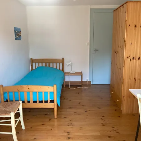 Des Noisettes A La Porte De Saintes Feriehus